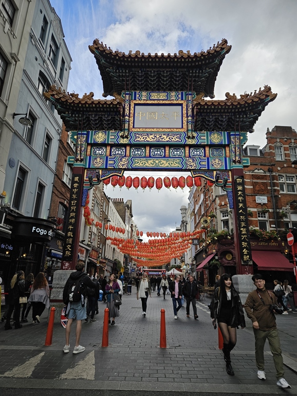 co zobaczyć w Londynie China Town Gate